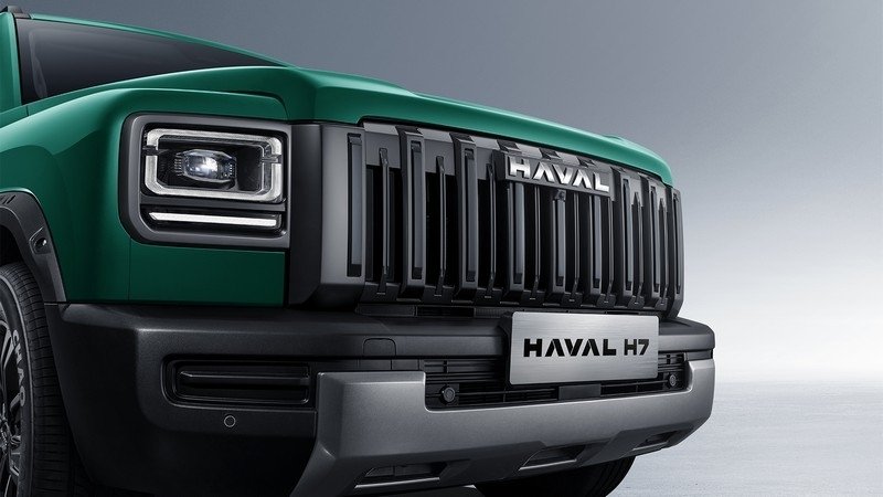 HAVAL H7, Массивная передняя решетка 